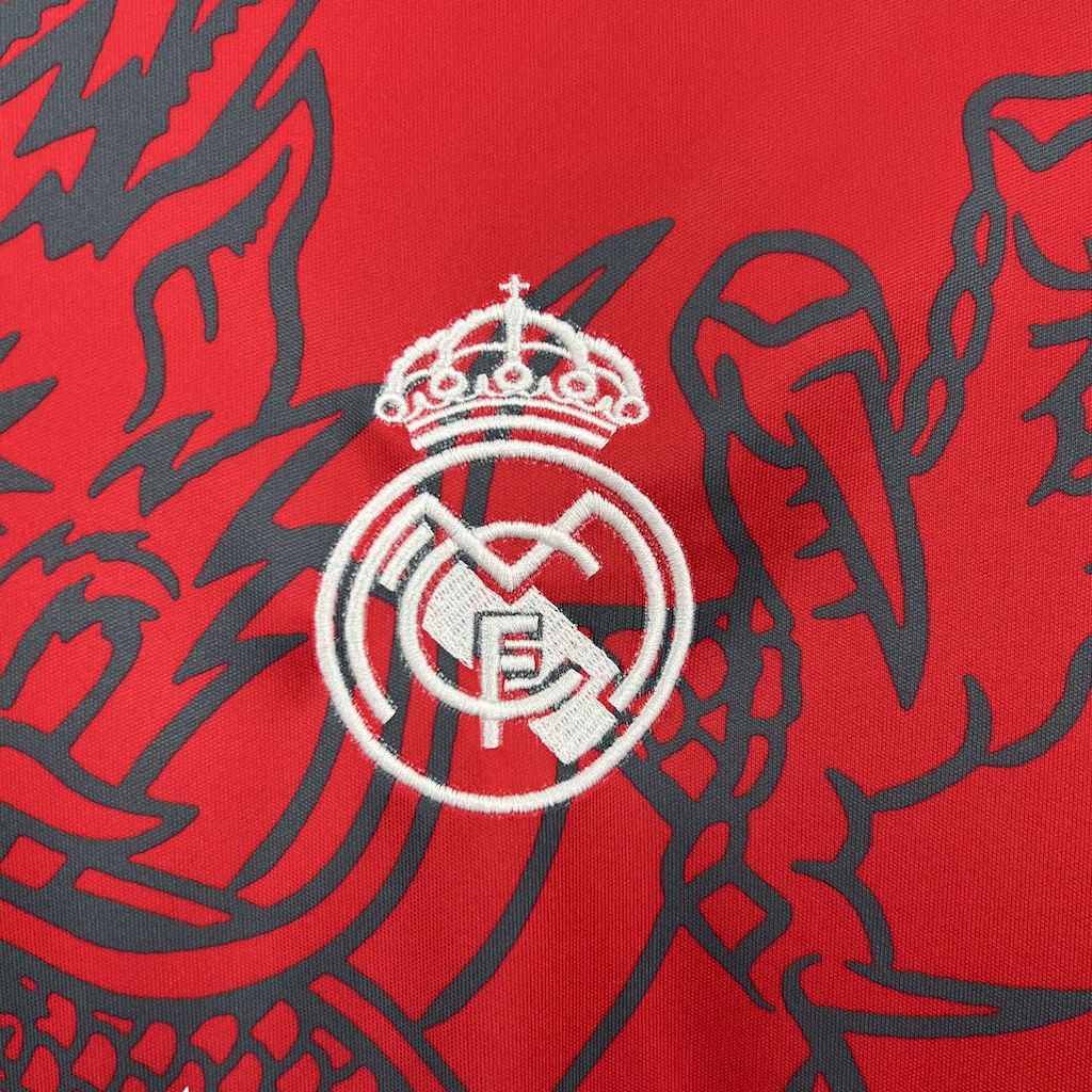Maillot 24/25 Real Madrid Rouge Concept
