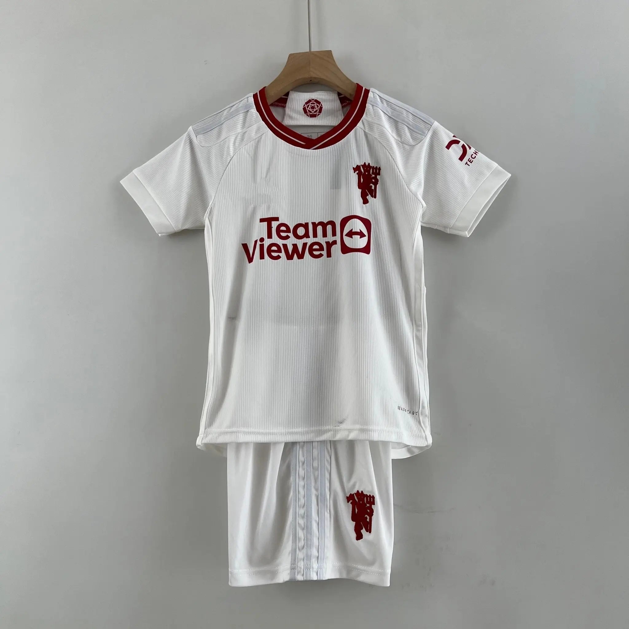 Manchester United maillot third ensemble Enfant 2023 2024
