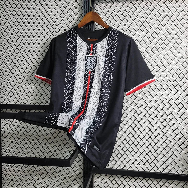 Maillot 24/25 Angleterre « Burberry » Concept