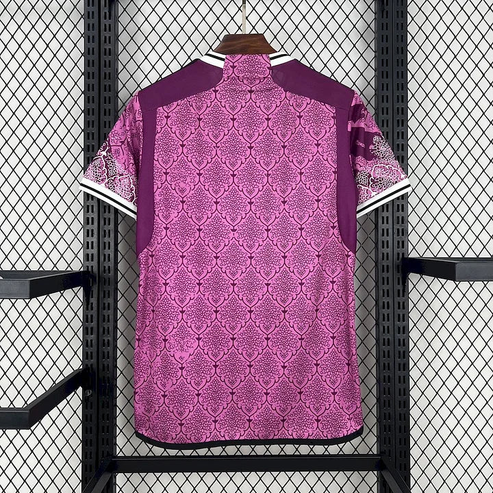 Maillot 24/25 Real Madrid Concept Rose