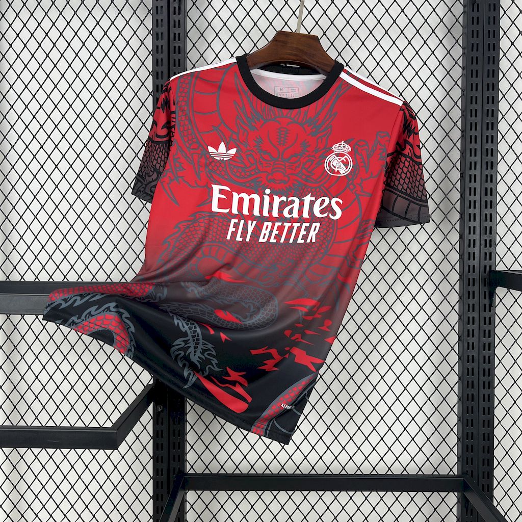 Maillot 24/25 Real Madrid Rouge Concept