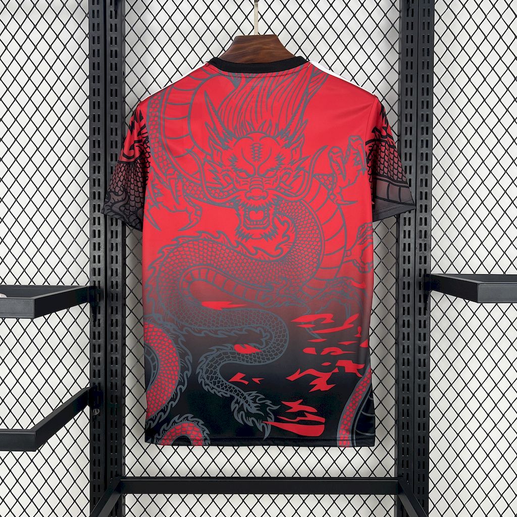 Maillot 24/25 Real Madrid Rouge Concept