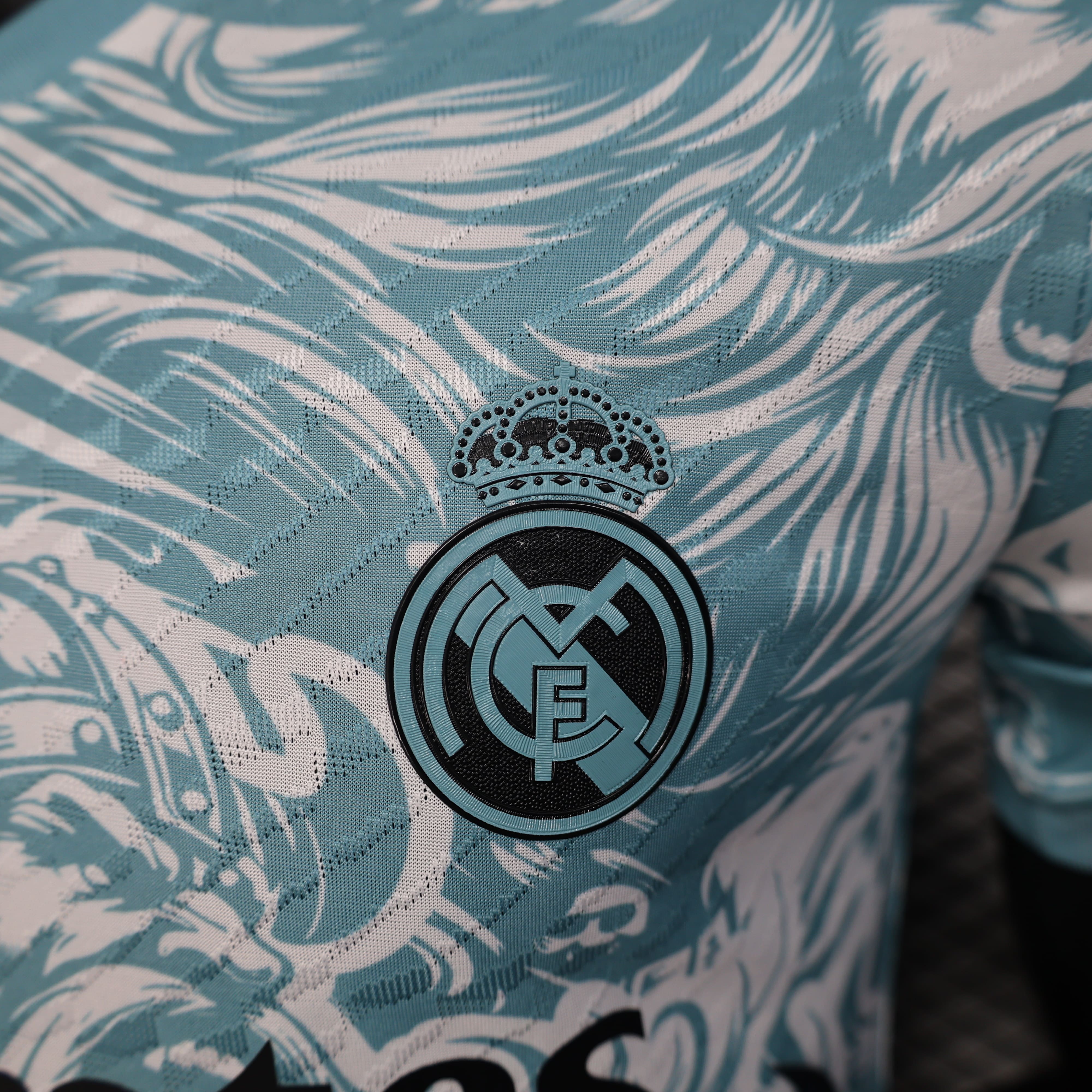 Maillot 25/26 Real Madrid Concept Viking