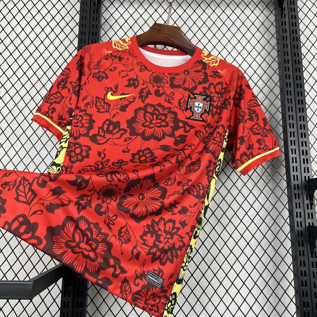 Maillot 24/25 Portugal Spécial Fleurs Rouge