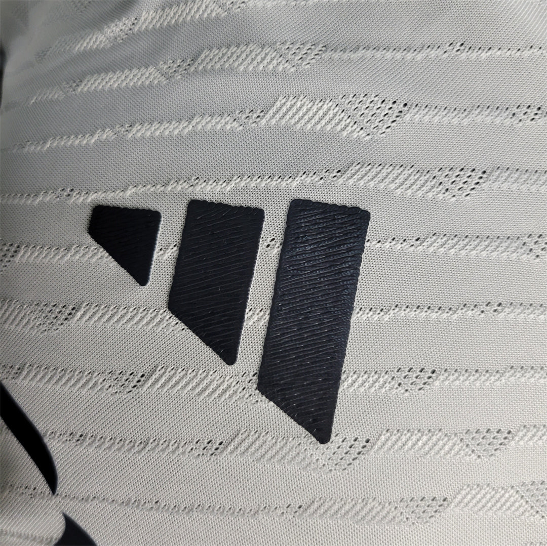 Maillot 23/24 Real Madrid Manches Longues