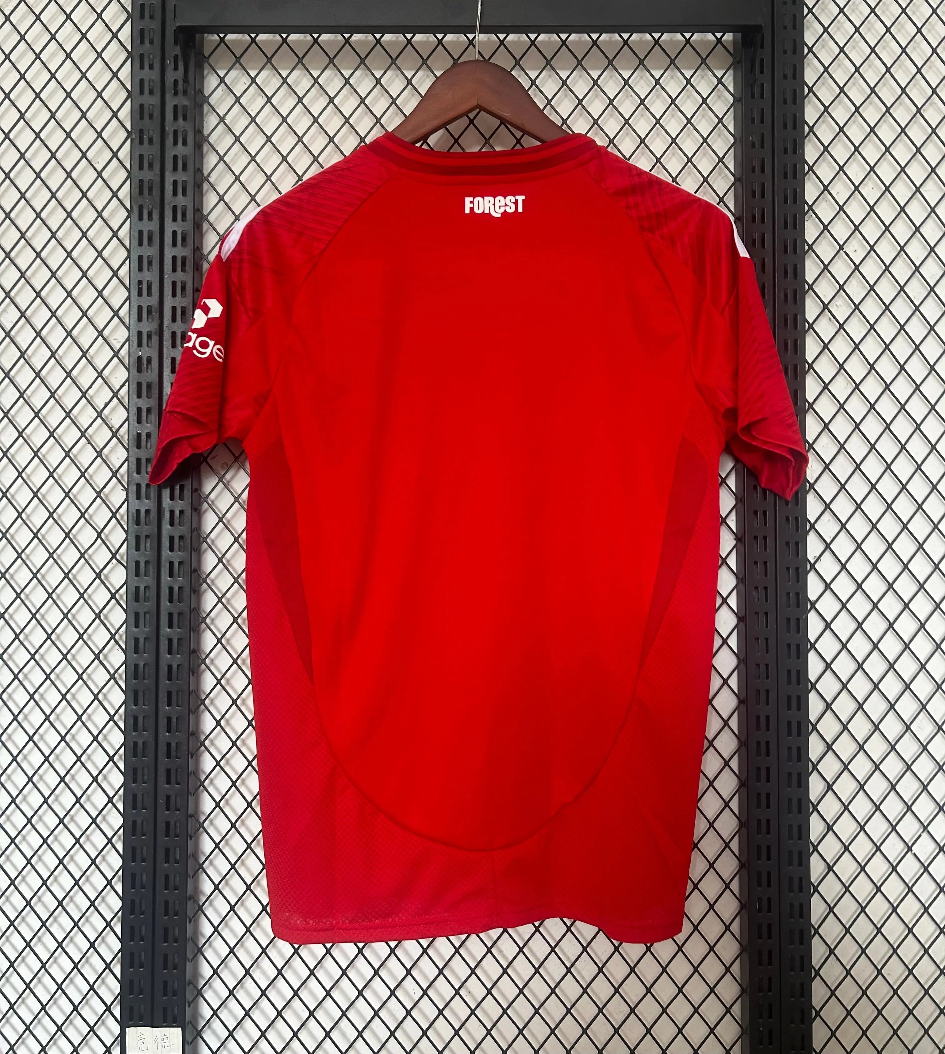 Maillot 24/25 Nottingham Rouge