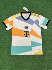 Bayern Munich maillot Édition spéciale 2022 2023