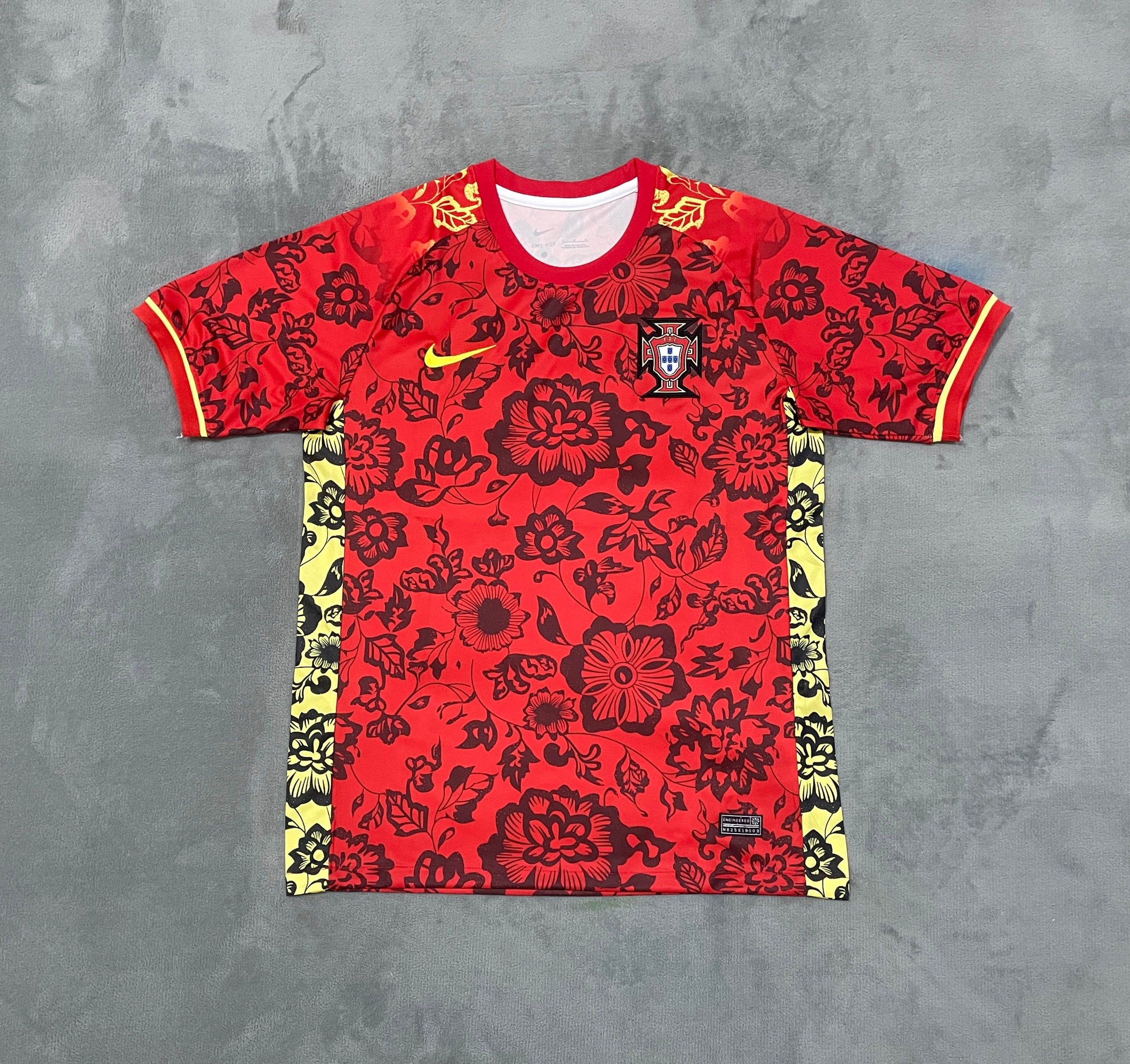 Maillot 24/25 Portugal Rouge Fleurs