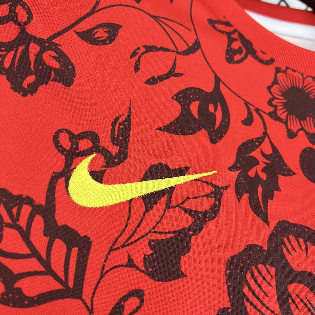 Maillot 24/25 Portugal Spécial Fleurs Rouge
