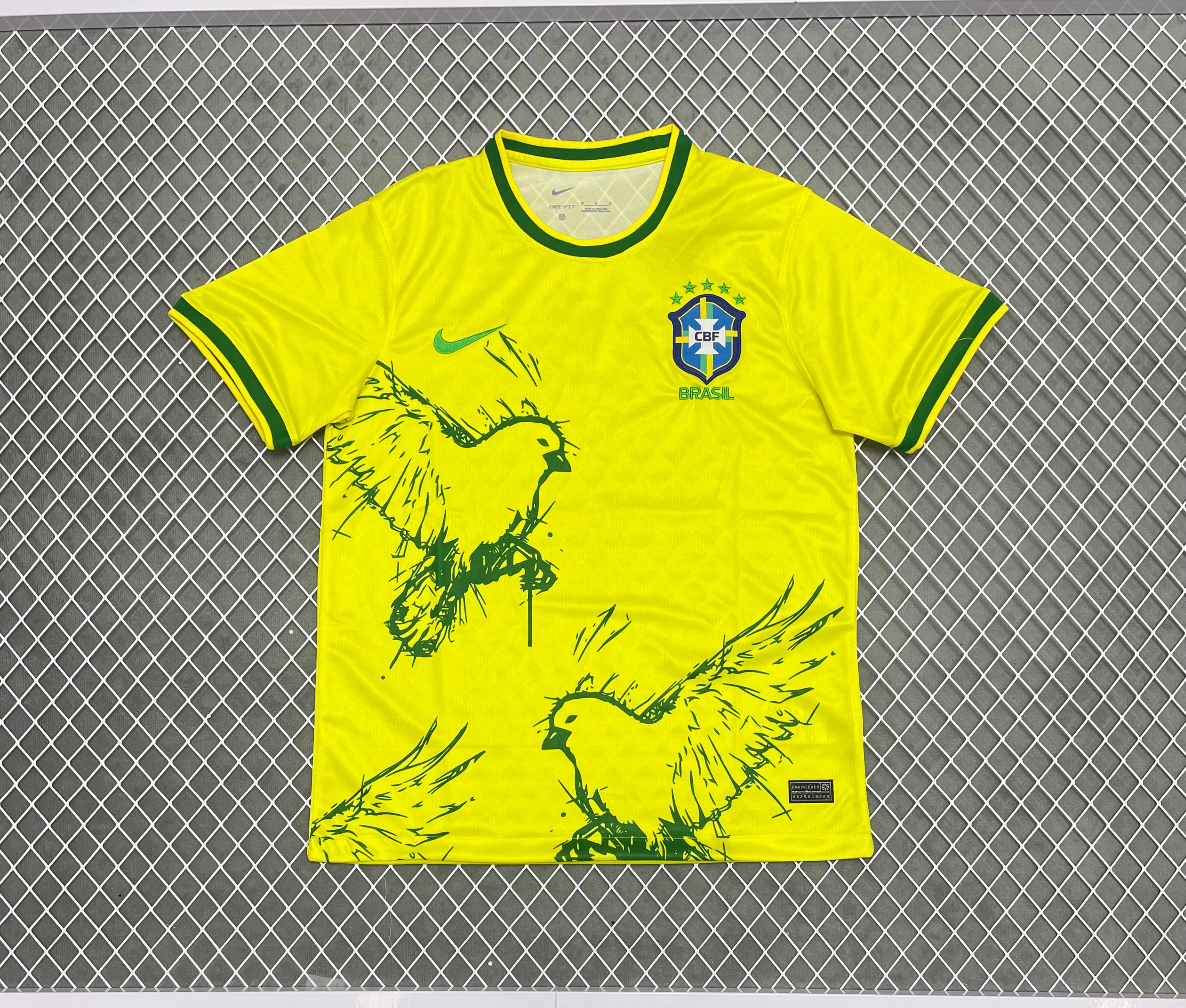 Maillot 24/25 Brésil Oiseau Jaune Édition Spécial